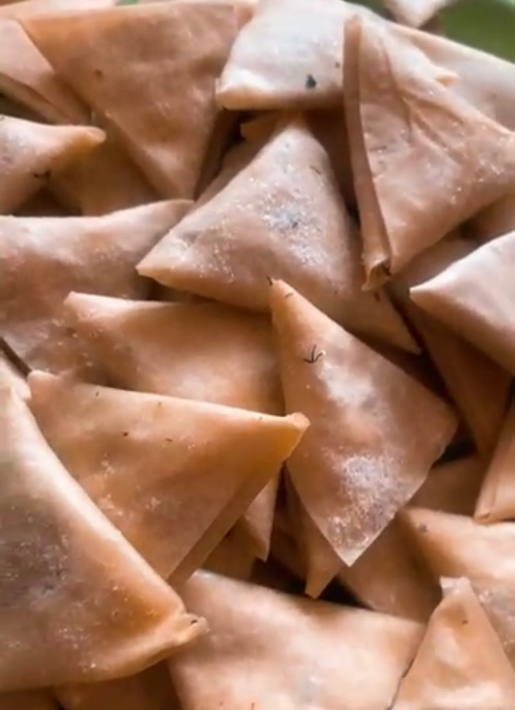 mifrazanat sambusat lahm baladi